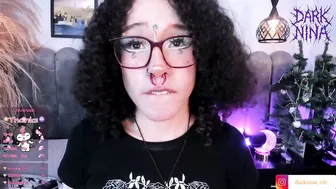 Dark_nina_ chat cam sex 12/22/2025