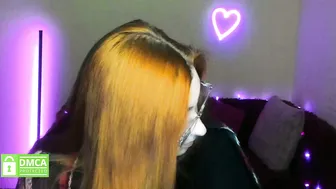 alicia_side_red new porn