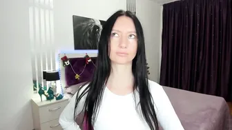 Nikalewis brunette (12-22-2025)