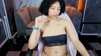 violeth_b show 12/22/2025