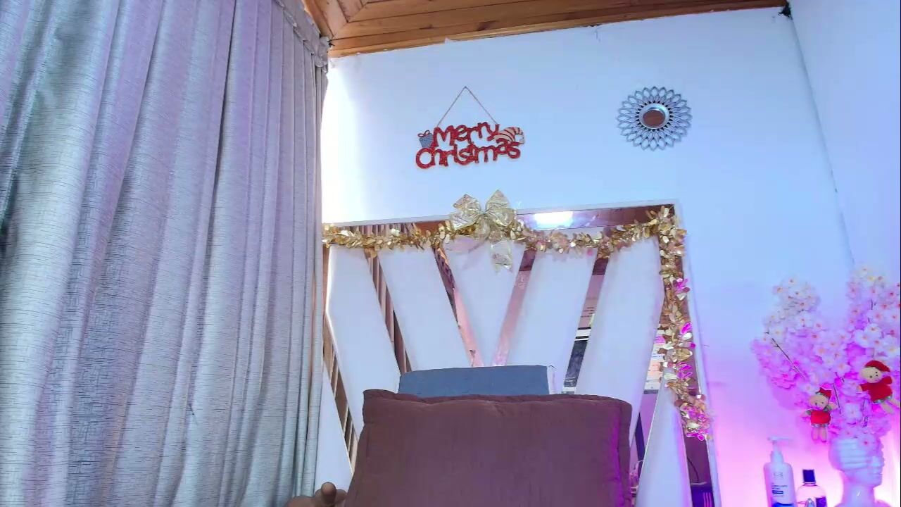 Dafne_quenn submissive - 12/22/2025