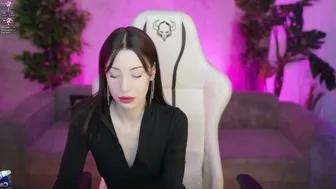 Kira0541 12/22/2025
