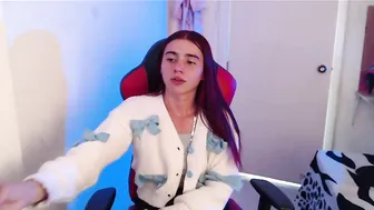 Maxinesex_ (12/22/2025)