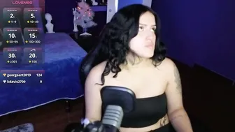 Sari_belle cam xxx (12-23-2025)