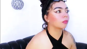 Nahomy_hancook lesbian (12/23/2025)