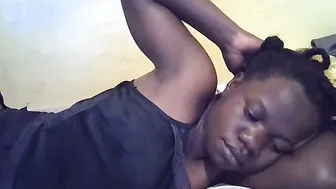 Queen_darling3 smalltits - (12-23-2025)