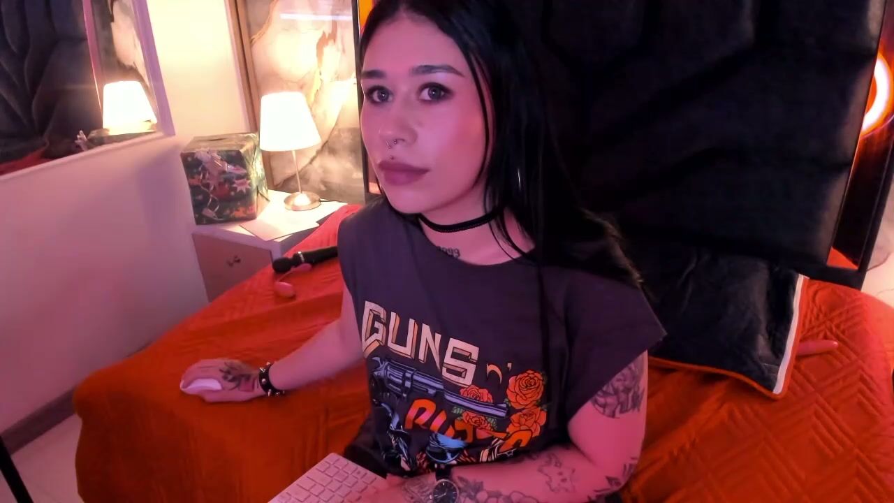 Susanvilla 12-23-2025 live webcam show