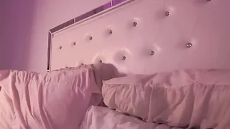 theblondeetwinss recorded nude video 504069