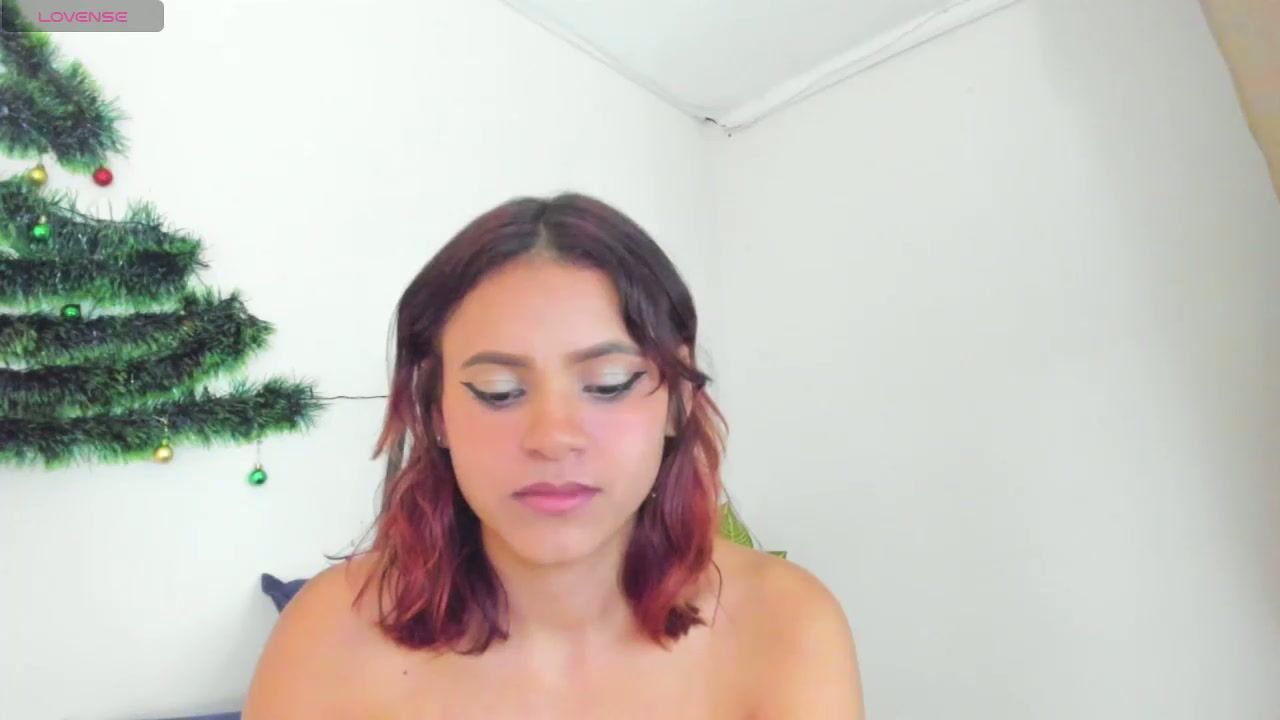 Nina_keller_ latina sex cam chat
