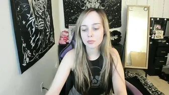 Luna_lovelyy sexy 23 December 2025