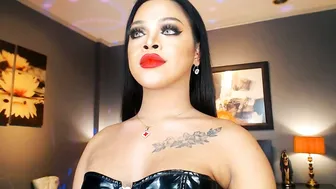Urmajestytyra cam xxx (12-23-2025)