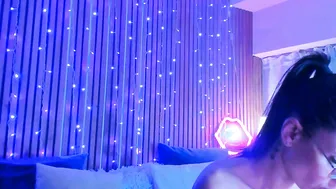 Sashaskyxxx chat porn video 12-23-2025