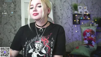 moon_valkyriie blonde sex chat cam