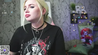 moon_valkyriie recorded nude video 505339