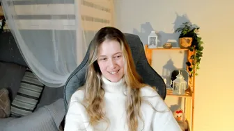 sharonevansi live cam video 12-23-2025