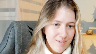 sharonevansi live cam video 12-23-2025