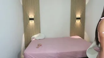laylaember 18 webcam chat