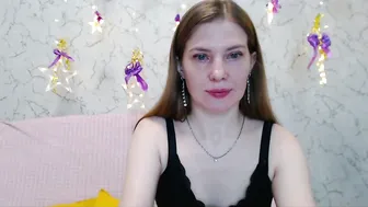 Lovepeanutgirl christmas cam porn videos