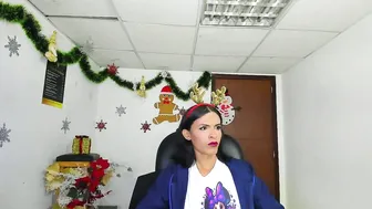 aisha_hotts777 12-23-2025