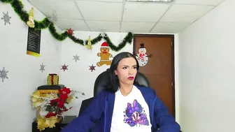 aisha_hotts777 12-23-2025