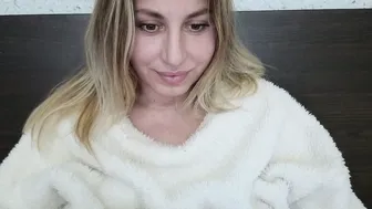Mollyforyou young (12/23/2025)