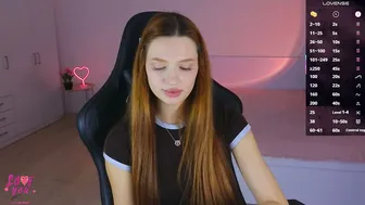 Cuteariel7 live on cam (12/23/2025)