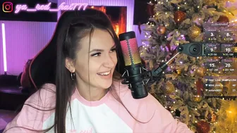 _red_hat_7 shygirl - 23-Dec-2025