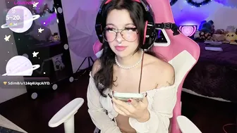 Violetqs chat sex 12/24/2025