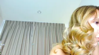 sweetie_natasha bigboobs (12-24-2025)