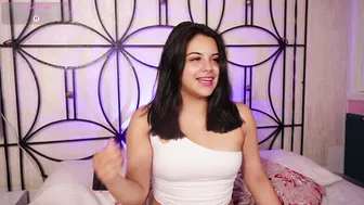 sophia_wilsonn_ chat girl porn 12-24-2025