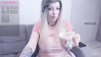 polly_wow 06-11-2025 bigboobs