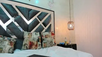 annie_vega17 12-24-2025
