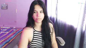 Sky_lover_ cam girl 12-24-2025