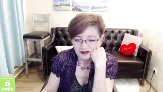 hot_woman04 (12-24-2025)