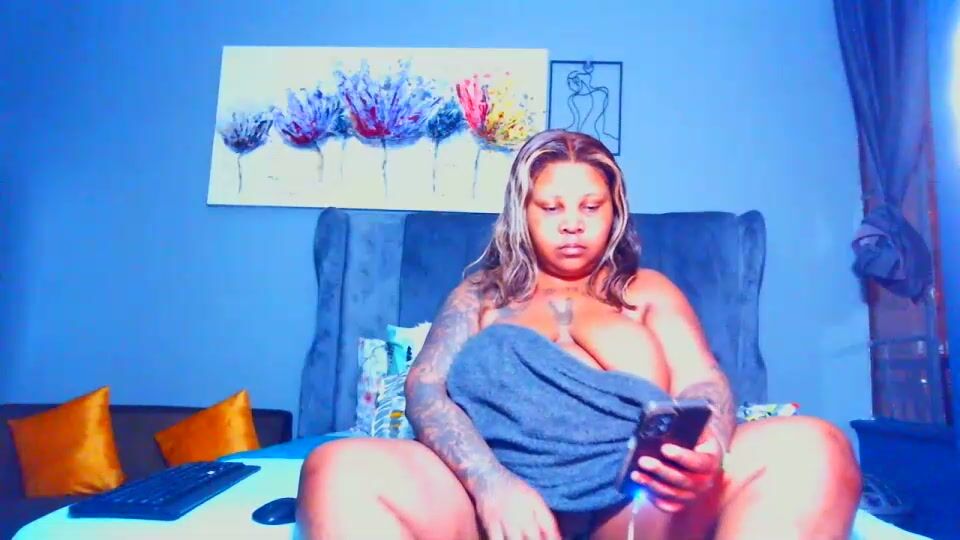Pearlblu38 nude cam 12/24/2025