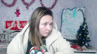 Sallyverda naked on cam - 12-24-2025