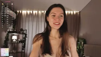 Molliedeases lovense - 25-Dec-2025