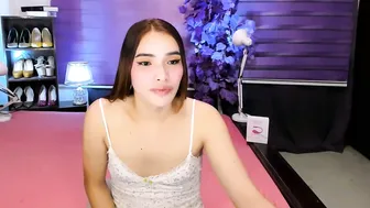 Preciosa_banks69 on cam posing on webcam