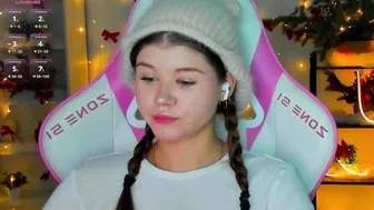 Alice_tails 18 - (12-25-2025)