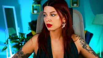 Nicolemoonn chat cam sex 25-Dec-25
