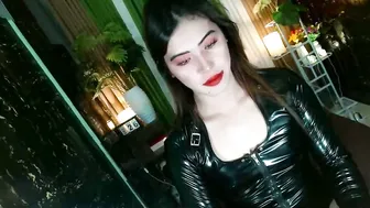 queen_kendalx19 sissy - 12/26/2025
