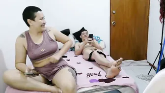mauroluxandra latincouple posing on cam