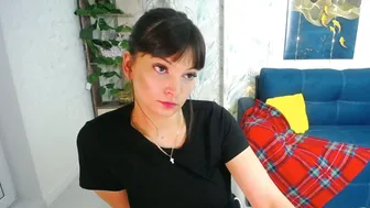 Misslauraslim young 26-Dec-25