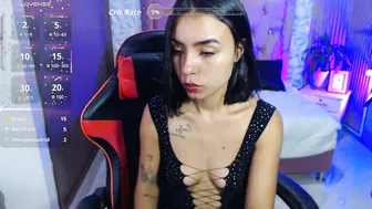Julieta_fn stream 12/26/2025