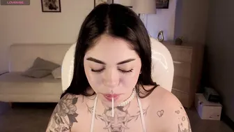 emii_evanns tattoo 12-26-2025