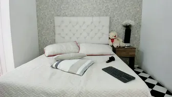 emily_bellhe recorded nude video 516500