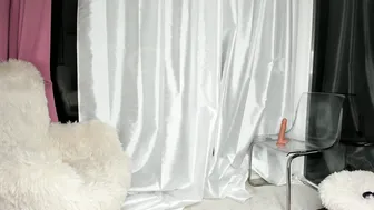 Mia__milan (12-27-2025)