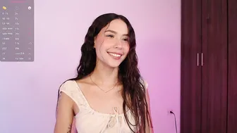 lzzyink latina live on cam