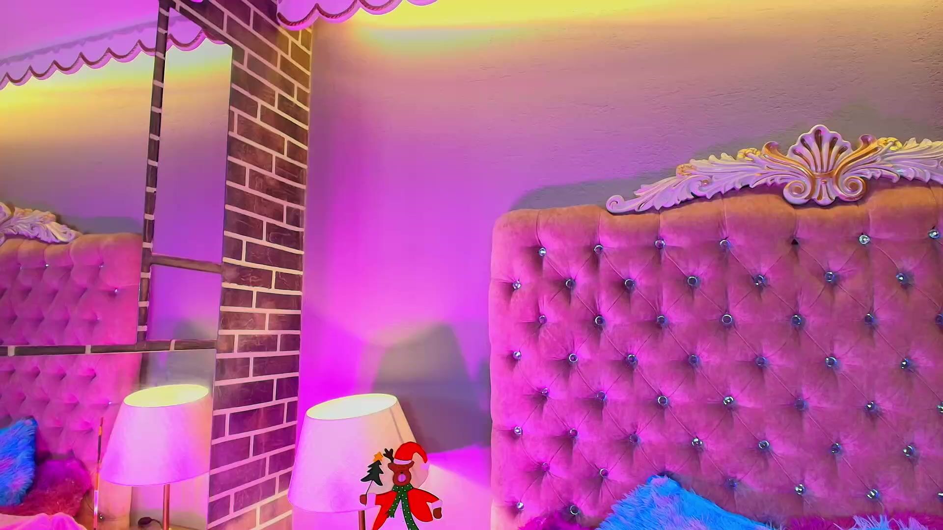 adelainebest chat xxx (12/27/2025)