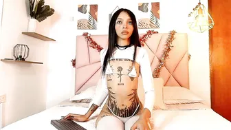 emily_burton18 recorded nude video 520037